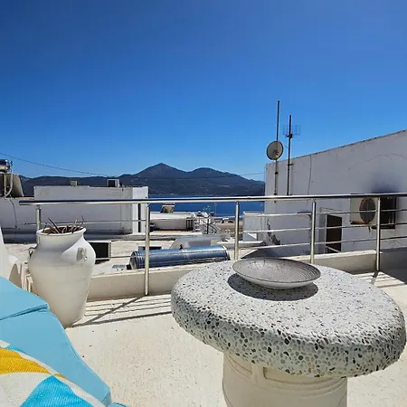 La Casa De Plaka Apartman *