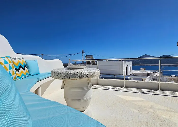 La Casa De Plaka * Plaka (Milos)