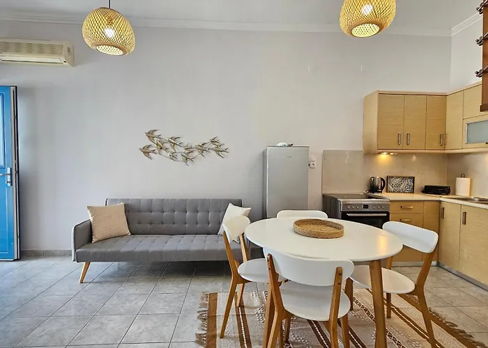 La Casa De Plaka * Plaka (Milos)